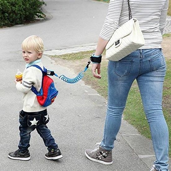 Laisse Harnais De Securite Poignet Enfant Bebe Bleu Cdiscount Puericulture Eveil Bebe Laisse Harnais De Securite Poignet Enfant Bebe Bleu Cdiscount Puericulture Eveil Bebe