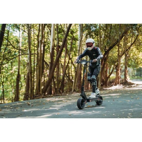 Trottinette Électrique KuKirin G4 - 2000W, Batterie 1200Wh, Autonomie 75KM, Pneus 11 pouces, Écran Tactile Intelligent - Noir - KUKIRIN
