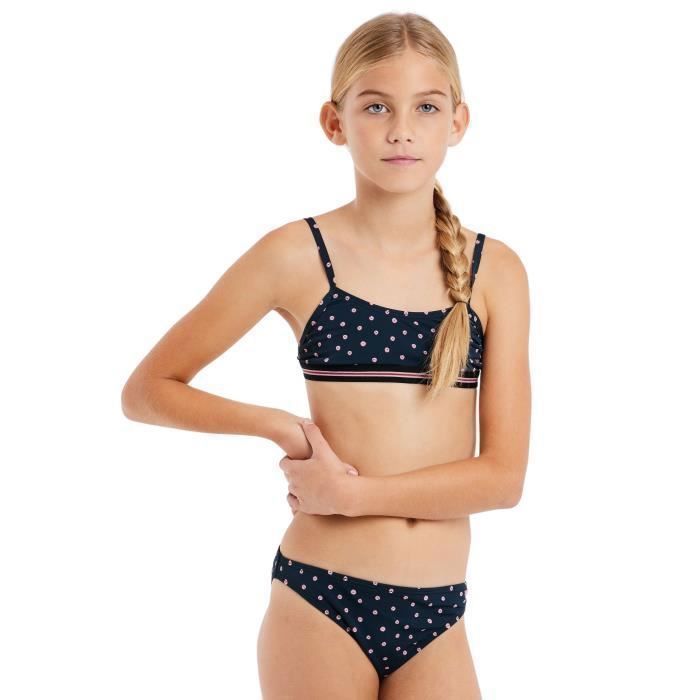 Fille de 16 sales ans en bikini