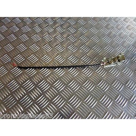 axe de roue arriere pour Daelim VJ 125 Roadwin de 2004 a 2006