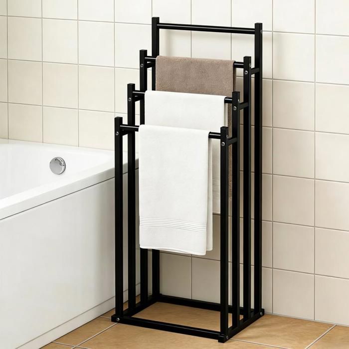 SUPFINE Porte Serviettes sur Pied Support Salle de Bain avec 4 Barres en Métal pour Vêtements Couvertures 44×30×96cm Noir