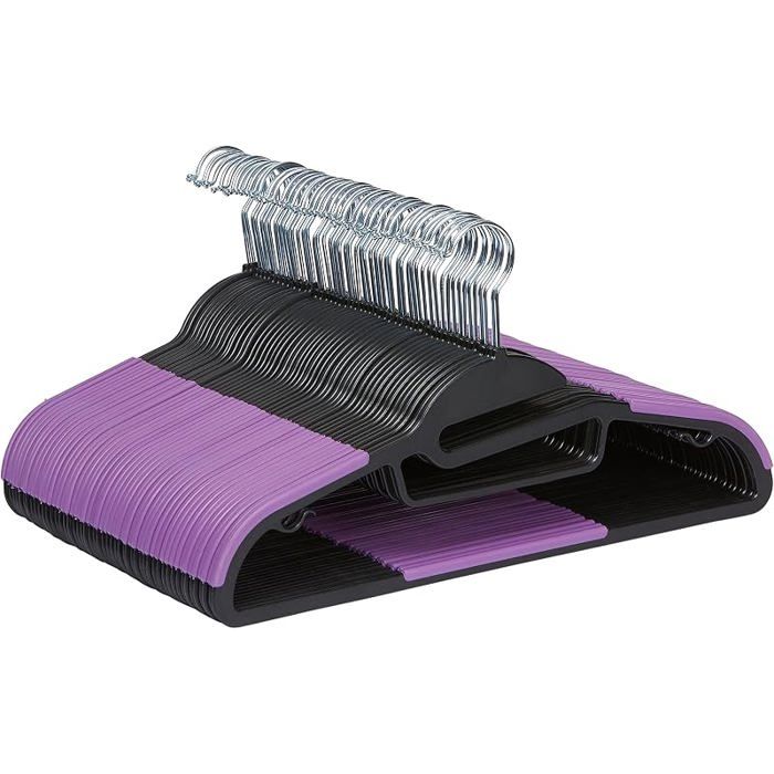 Basics Cintres en enduit de caoutchouc noir/violet Lot de 50 Lot de 50 Noir/Lis NOIR LILAS CINTRE