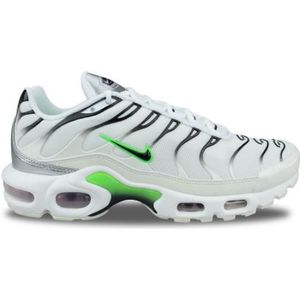 BASKET Chaussures Femme - NIKE - WMNS Air Max Plus TN Bla