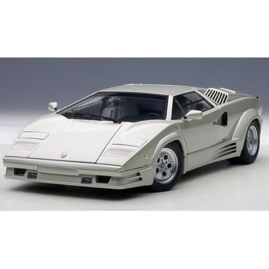 AUTOart rare Lamborghini Countach avec Lumières neuve(Scalextric