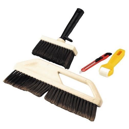 LOT DE TAPISSIER AVEC ROULEAU ROULETTE A JOINTURE BROSSE A MAROUFLER A ENCOLLER COLLER TAPISSERIE CUTTER