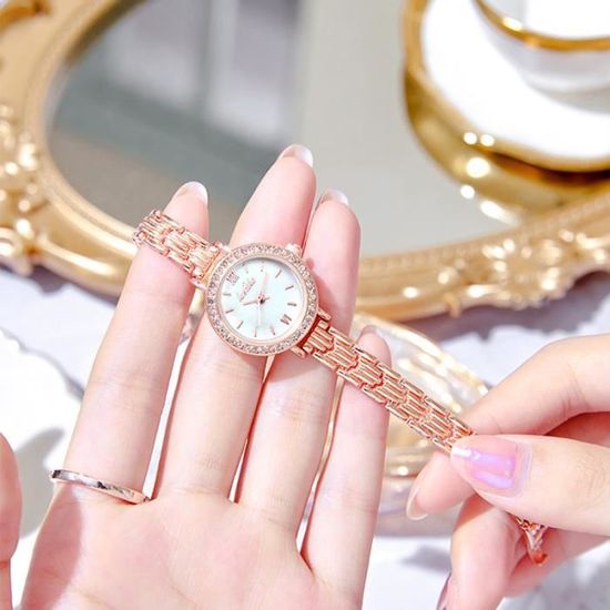 Coffret montre femme + bracelet diamant + anneau + des boucles d