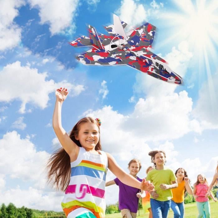 Lucywey 20 pièces ensemble de planeur jouet parachutiste, parachute jouet volant, avions en polystyrène, petits cadeaux pour enfants, sacs de fête pour cadeaux d'anniversaire d'enfants