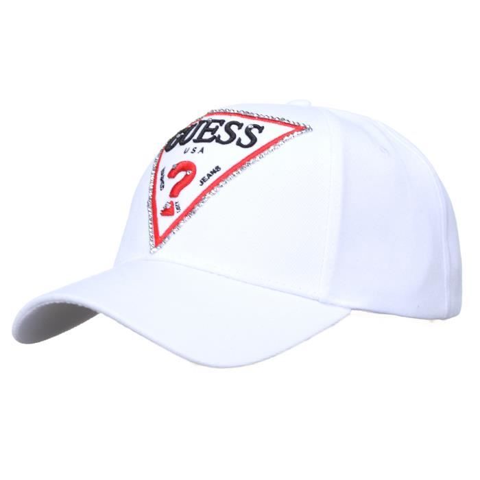 casquette femme guess