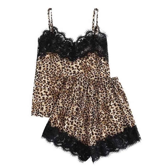 Sous les robe des filles 2025