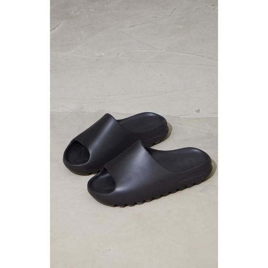 Claquette en caoutchouc discount