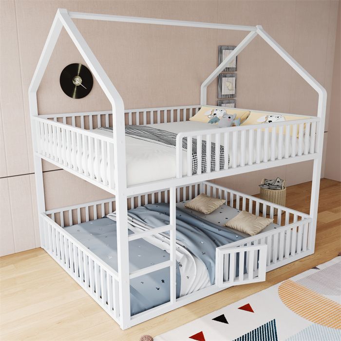 Lit superposé 2 places 140x200 lit cabane superposé enfant en métal lit inférieur avec petite porte ouvrante et escalier blanc