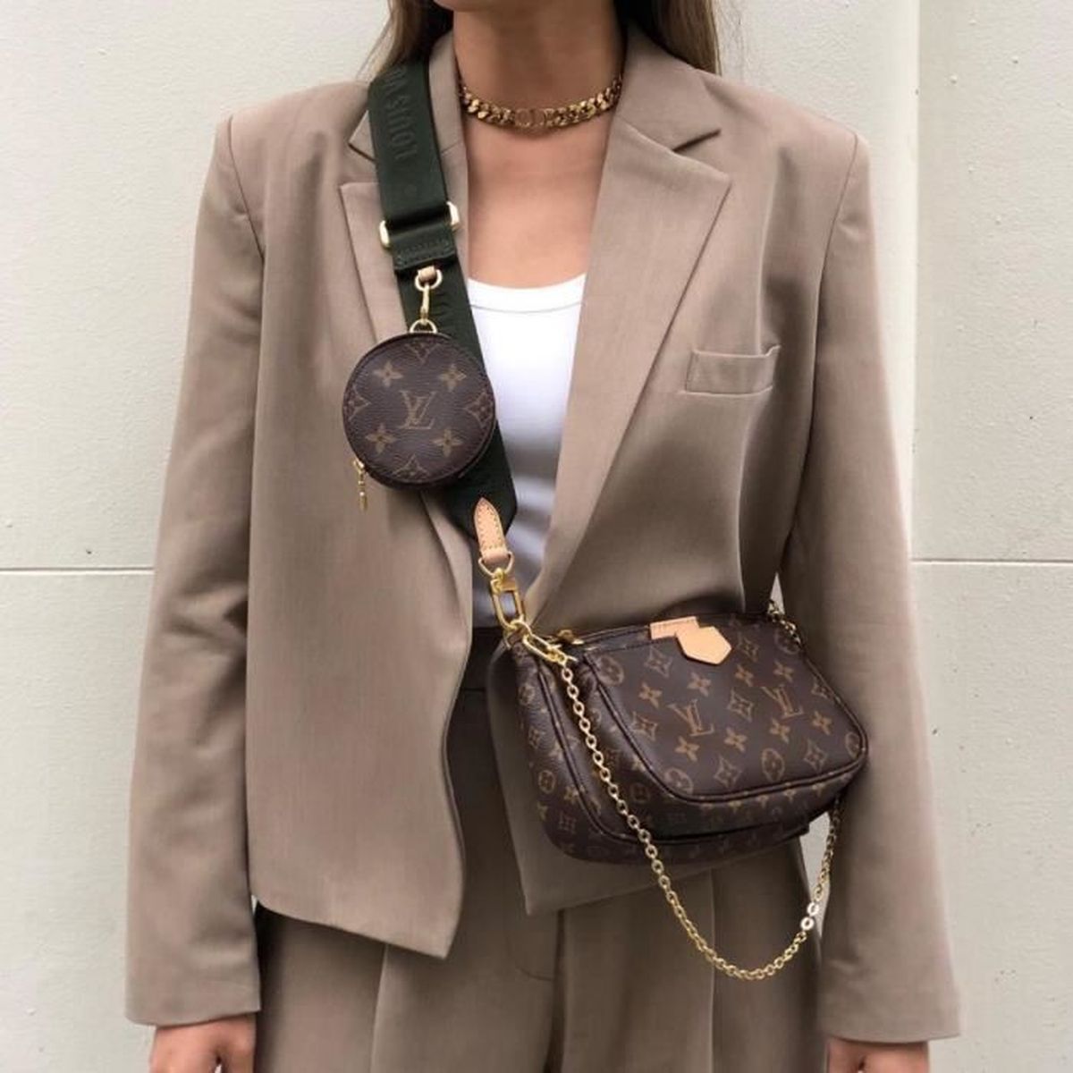 Pochette femme vuitton top