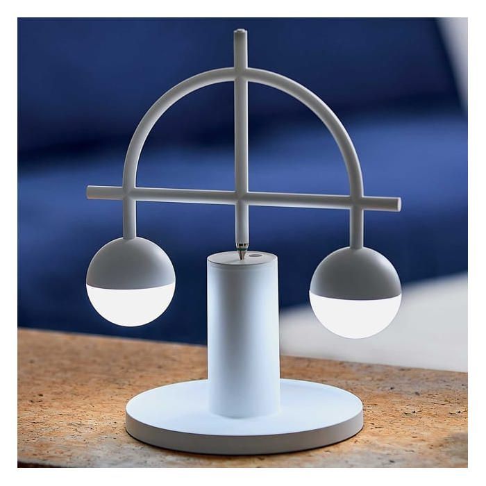 Lampes a poser - Nature & Découvertes : Lampe balancier rechargeable - Blanc Lampes a poser - Nature & Découvertes : Lampe balancier rechargeable - Blanc