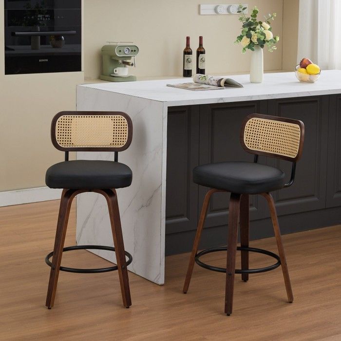 Ensemble De 2 Tabourets De Bar Rotin Dossier Canne Assise Rembourrée Pivotants Finitions Noyer Noyer/Noir 56x42x90cm