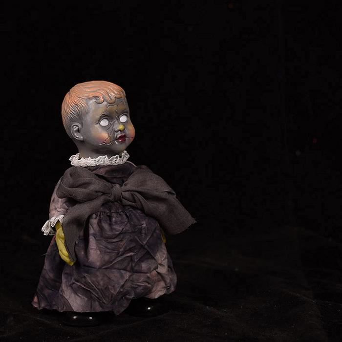 CAROOTU Poupée effrayante d'Halloween avec des yeux brillants et une poupée  de marche pour l'horreur 