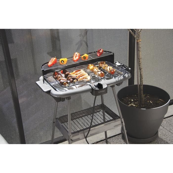 Set de 4 accessoires pour barbecue et plancha Livoo