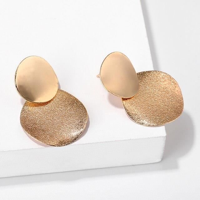 Boucles d'oreilles Géométriques Élégantes en Or main image 1