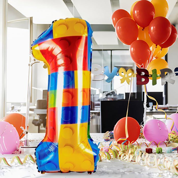 Ballon Chiffre 18 ans aluminium argent 86cm : Ballons 18 ans sur
