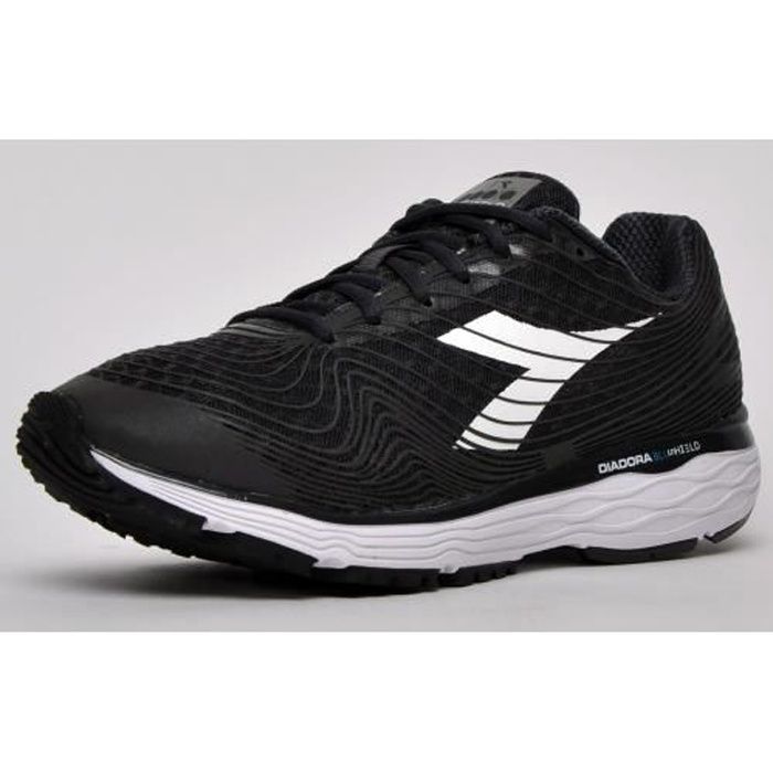 Diadora Mythos Blushield Fly Formateurs Chaussures De Course Hommes