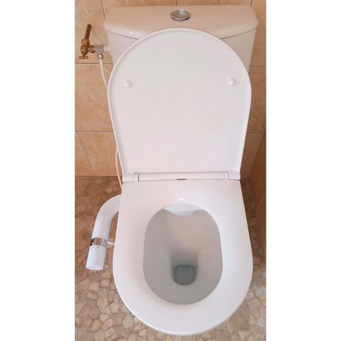 Le kit abattant toilette japonaise intègre une douchette