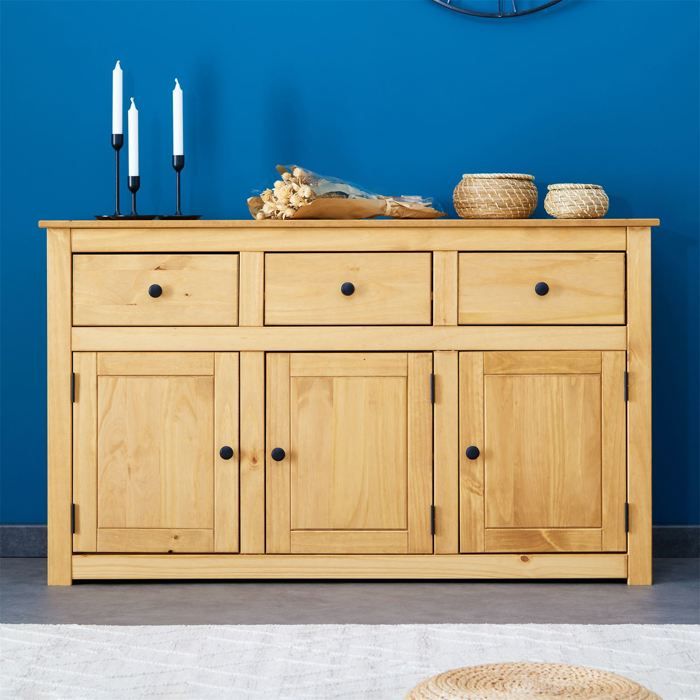 Buffet salle à manger CANCUN L 135 cm en bois massif finition laquée avec 3 portes et 3 tiroirs meuble de rangement bas Buffet salle à manger CANCUN L 135 cm en bois massif finition laquée avec 3 portes et 3 tiroirs meuble de rangement bas
