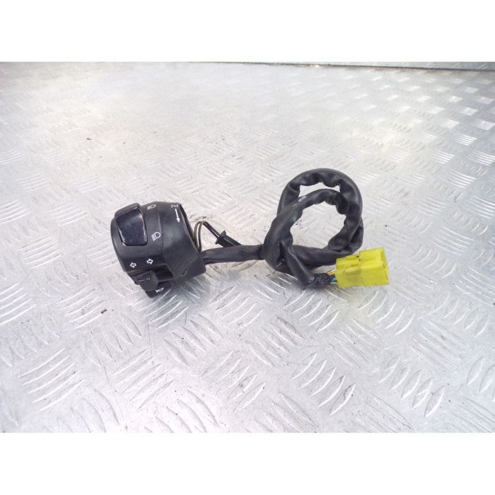COMMODO GAUCHE POUR SUZUKI 125 MARAUDER