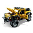 LEGO® Technic 42122 Jeep Wrangler Rubicon Modèle de collection de 4x4, SUV tout-terrain, jeu de construction de véhicule-2