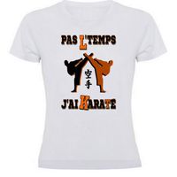 Tee shirt femme humoristique KARATE imprimé "PAS L'TEMPS J'AI KARATÉ" | T-shirt rigolo blanc sport de combat karatéka - du S aux