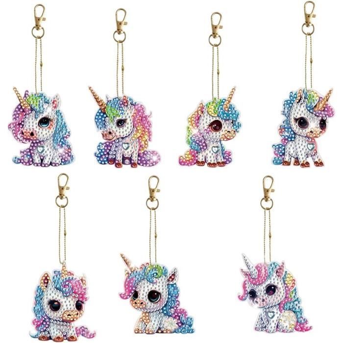Porte-clés Petite licorne rouge avec grelot main image 0