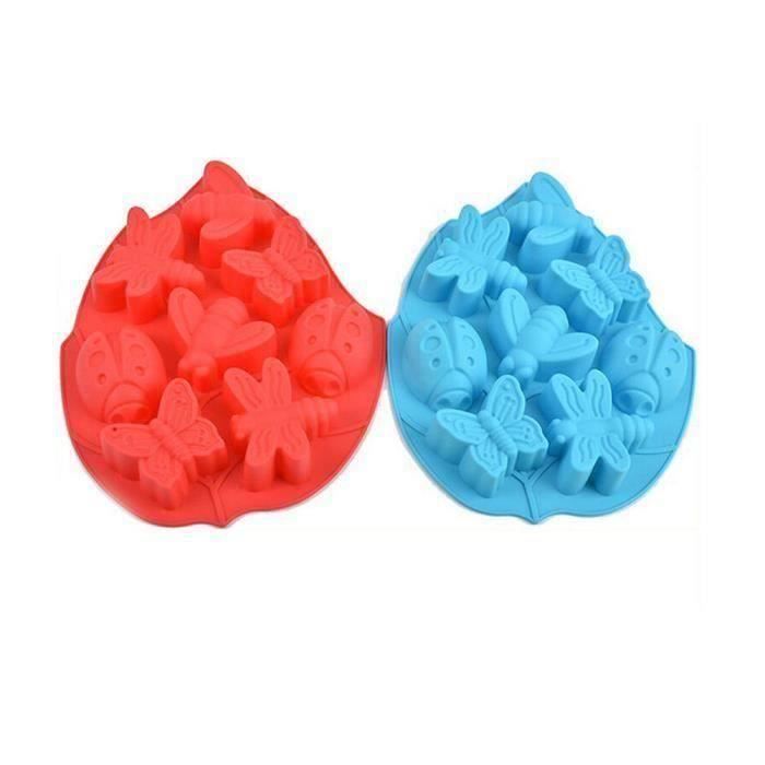 Moule A Gateau Coccinelle Papillon Libellule Abeille Pose Sur Une Feuille En Silicone Couleur Bleu Lia Cdiscount Maison