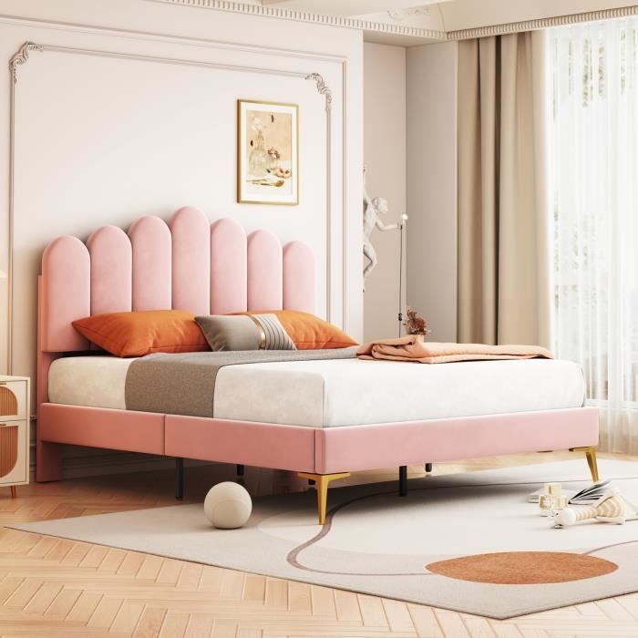 lit adulte 140x200 cm avec sommier à lattes, tête de lit réglable en hauteur, pieds de lit en métal, tissu en velours, rose
