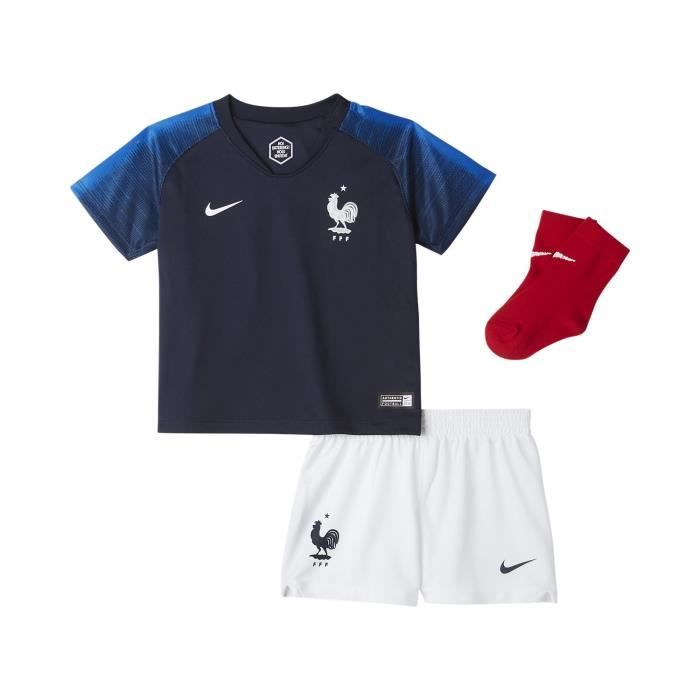 Ensemble on sale nike cdiscount