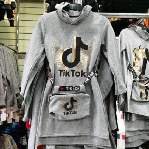 ROBE TIKTOK 6 ANS gris Cdiscount Pr t Porter