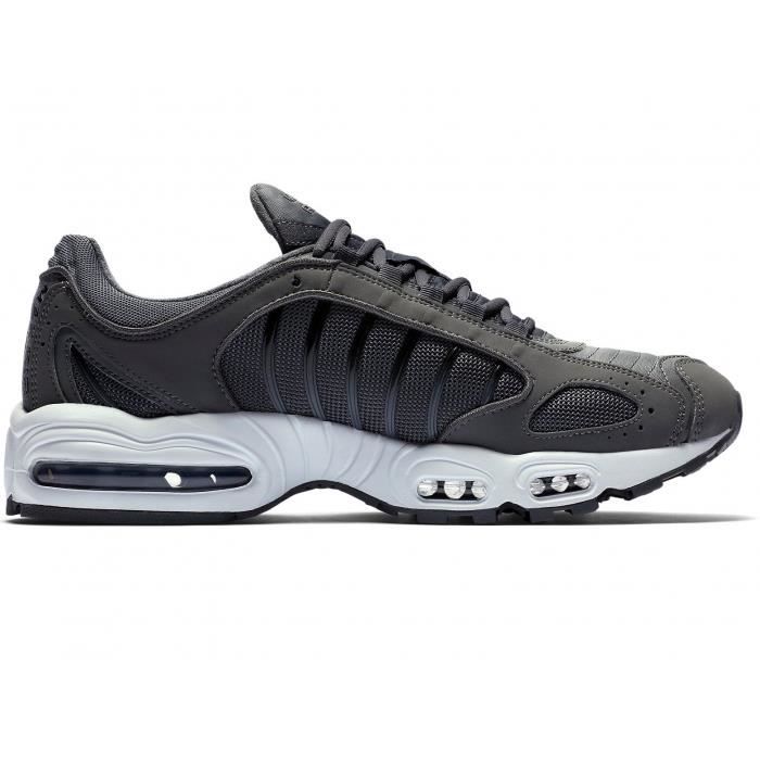 Nike clearance tailwind grise