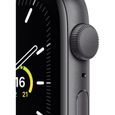 Apple Watch SE GPS, 44mm Boîtier en Aluminium Gris Sidéral avec Bracelet Sport Noir-1