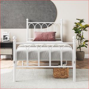 Lit En Métal Style Fer Forgé 200x210cm Avec Matelas - Occasion, Tête De Lit 150cm, Couleur Noire