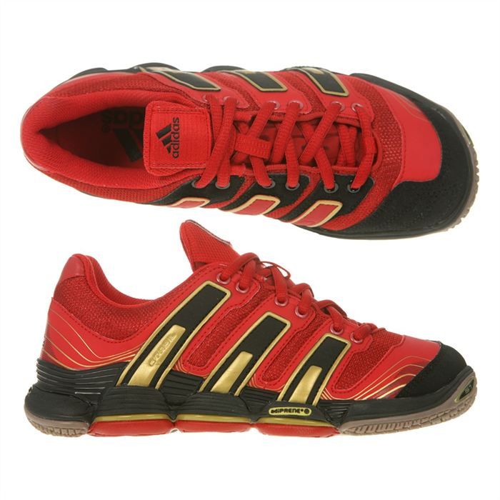 Adidas sales stabil 7