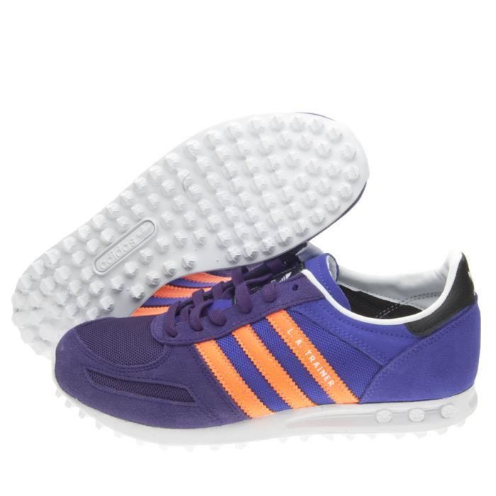La trainer deals noir