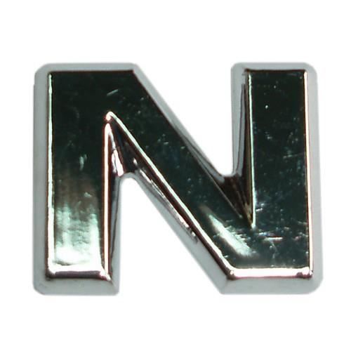 grand resistant en 7 lettres