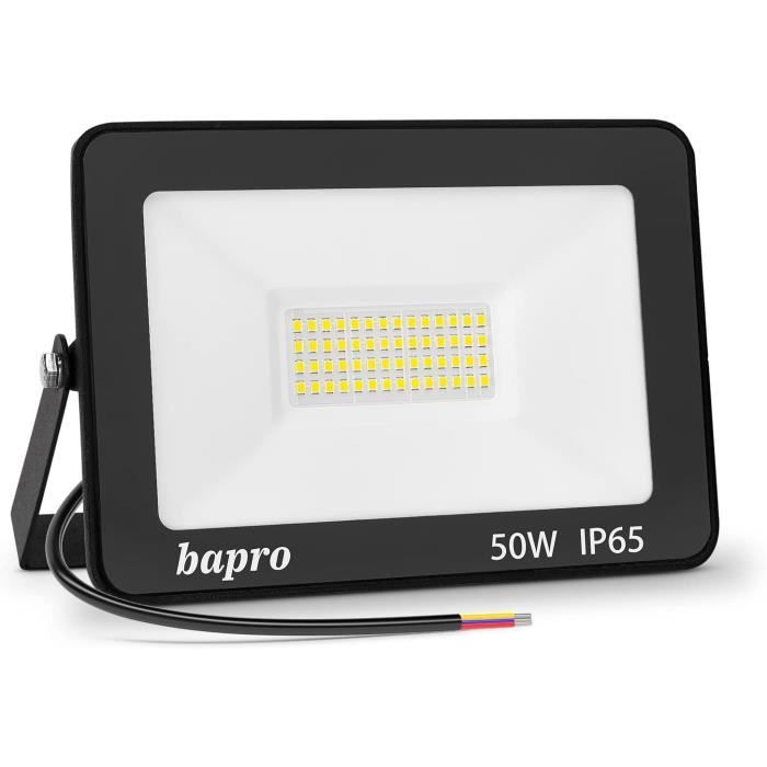 WIN PRO 40 sportifs et grands espaces | Performance in Lighting France