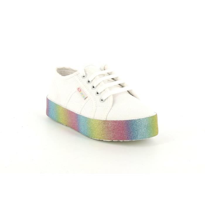 Baskets compensees fille Superga 2730 Blanc Plaque a paillettes arc en ciel Bianco Cdiscount Chaussures