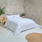 BLEU CALIN Couette Tempérée Cocooning 220x240 cm Lit 2 places - Enveloppe Ultra Douce - Édredon 350g/m² Fabriqué en France - Blanc - BLEU