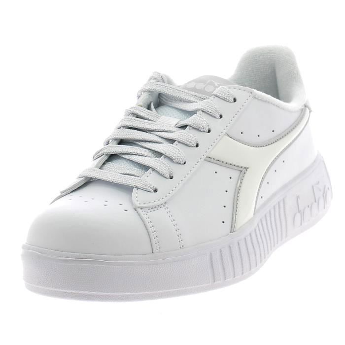 Diadora Baskets basses Step P argent - DIADORA - Femme - Adulte - Blanc - Lacets - Cuir