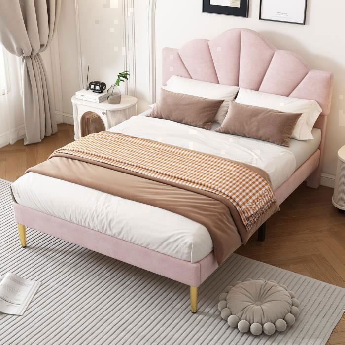Tête de lit Dalia en fer forgé. Meuble design pour la chambre. Le Monde