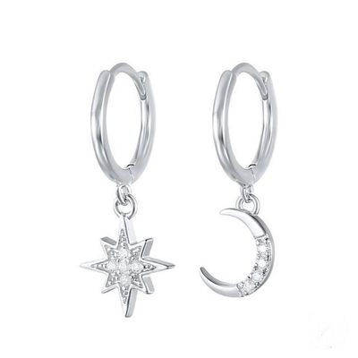 Boucles D'oreilles Minimalistes Étoile Et Lune In Argent Massif