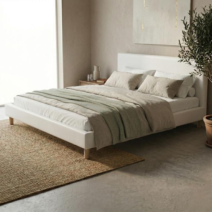 Lit - SAMPUR - Prince - 180x200 cm - Simili cuir blanc - Tête de lit & sommier inclus Lit - SAMPUR - Prince - 180x200 cm - Simili cuir blanc - Tête de lit & sommier inclus
