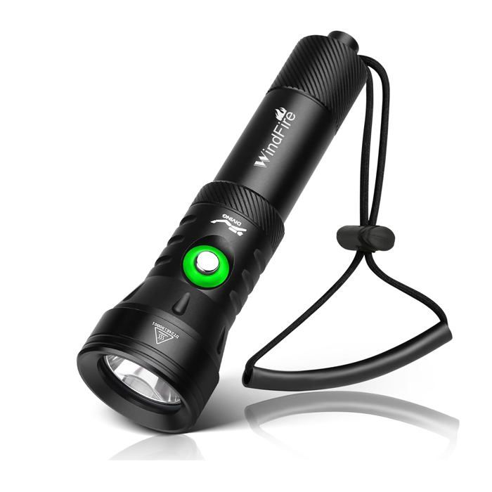 Lampe de plongée 7 000 lumens lampe de poche de plongée super lumineuse 4 modes lampe de poche sous-marine avec indicateur de puis