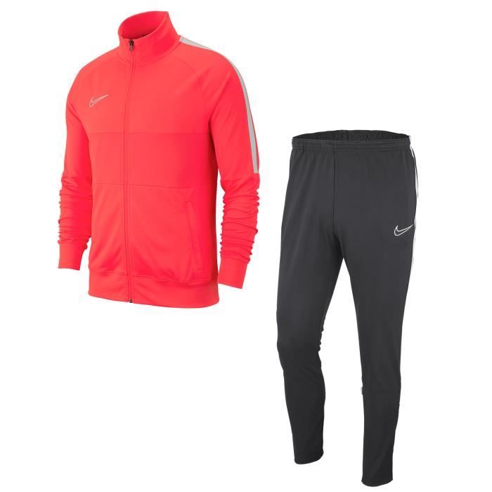 nike ensemble