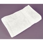 Serviette éponge Naîa 50 x 90 cm / 550 gr/m² Vent du sud - Blanc