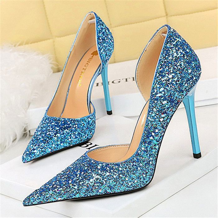 Chaussures à talons hauts pour femmes, style 2026, classiques, sexy, bout pointu, talon moyen de 9 cm, en daim synthétique, noir et rouge, pour le bureau, les fêtes, les mariages, taille plus
